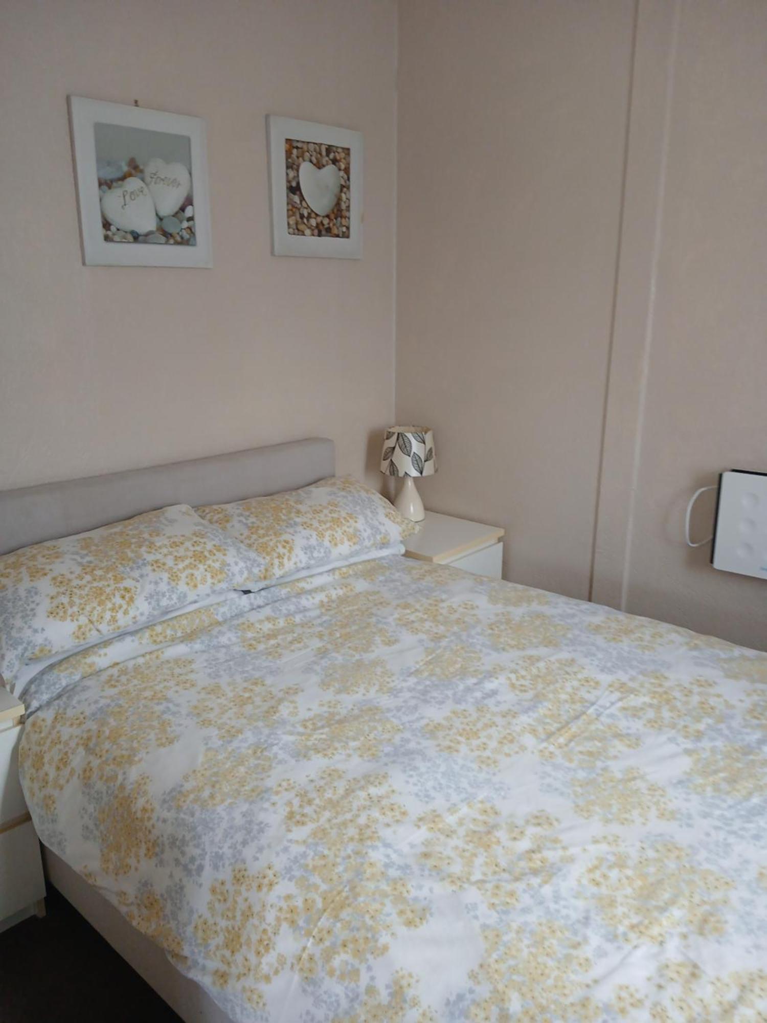 D&D Holiday Chalet Bridlington Room photo